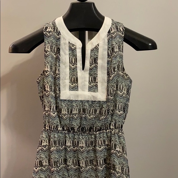 Summer dress - Picture 2 of 4